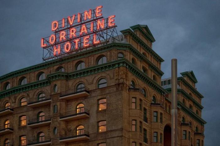Mint House At The Divine Lorraine Hotel - Philadelphia Exterior photo